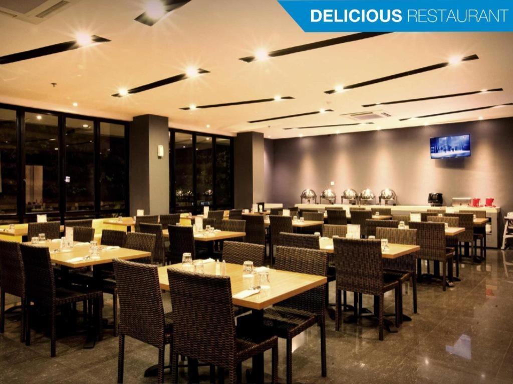 Indies Hotel Bandung Buitenkant foto