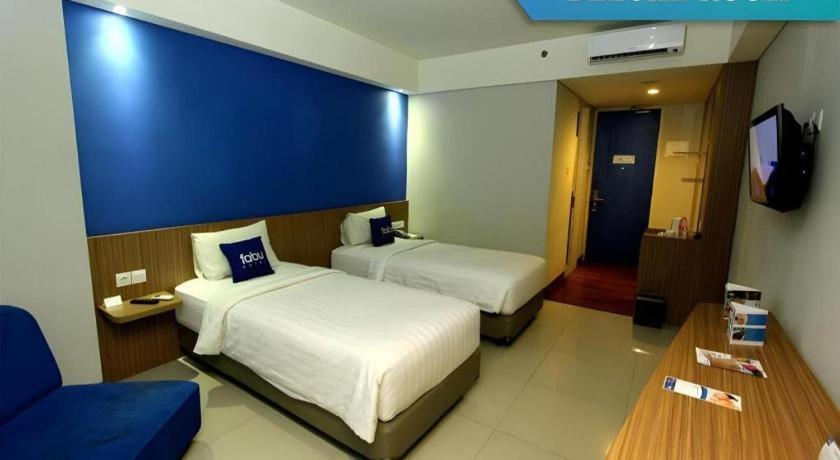 Indies Hotel Bandung Buitenkant foto