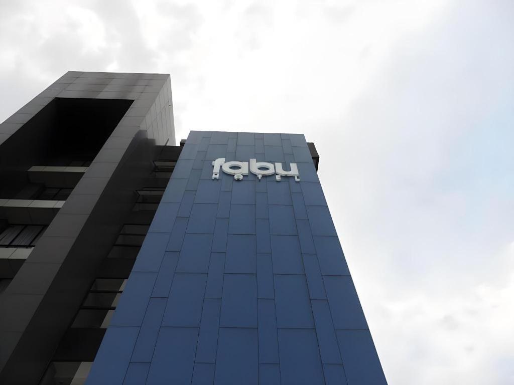 Indies Hotel Bandung Buitenkant foto
