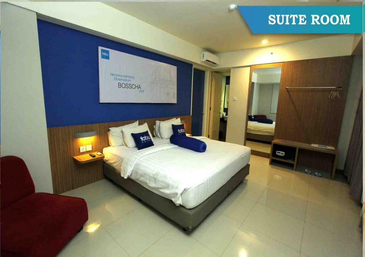Indies Hotel Bandung Buitenkant foto