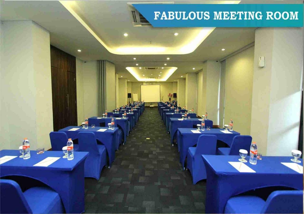 Indies Hotel Bandung Buitenkant foto