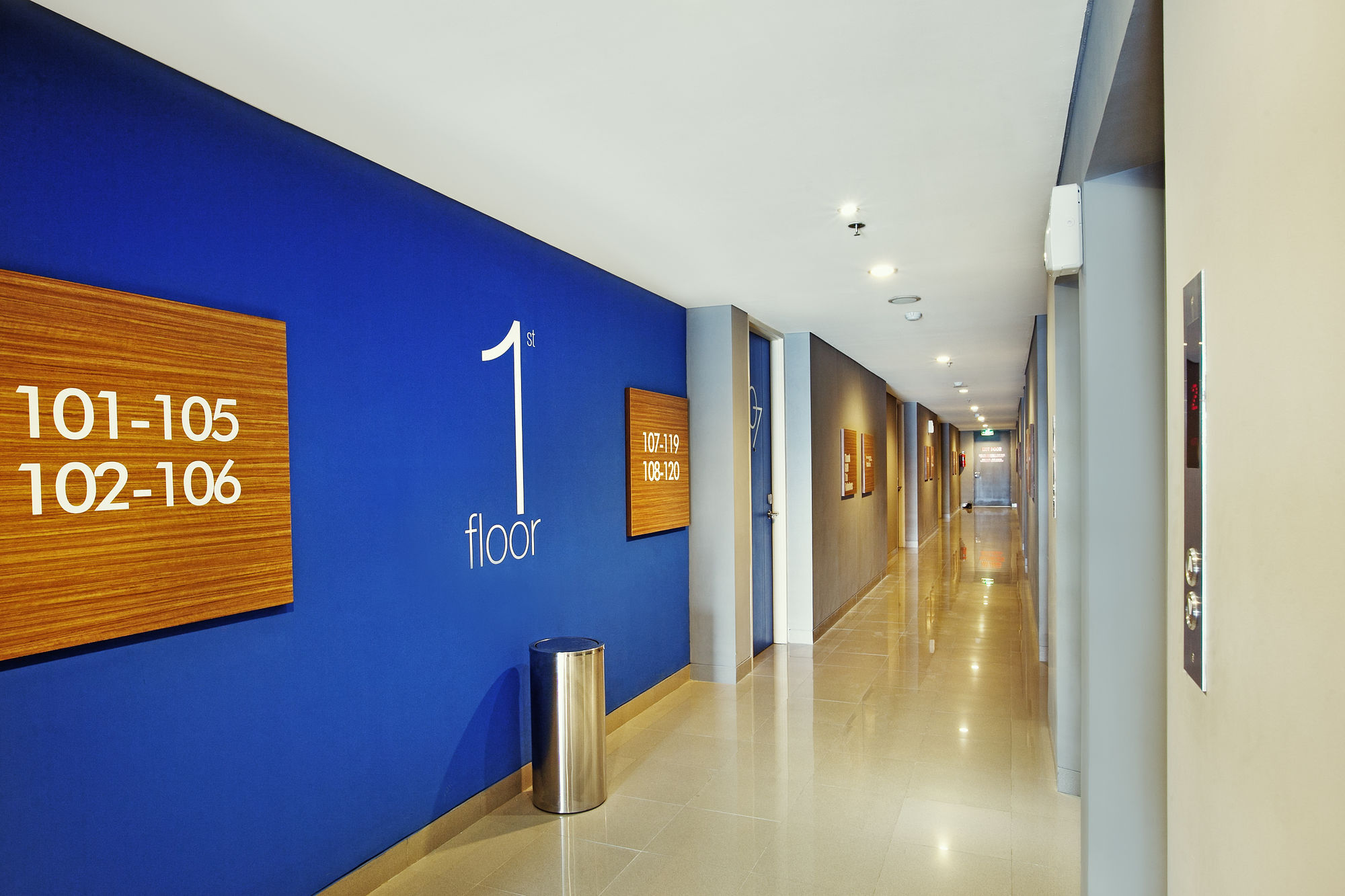 Indies Hotel Bandung Buitenkant foto