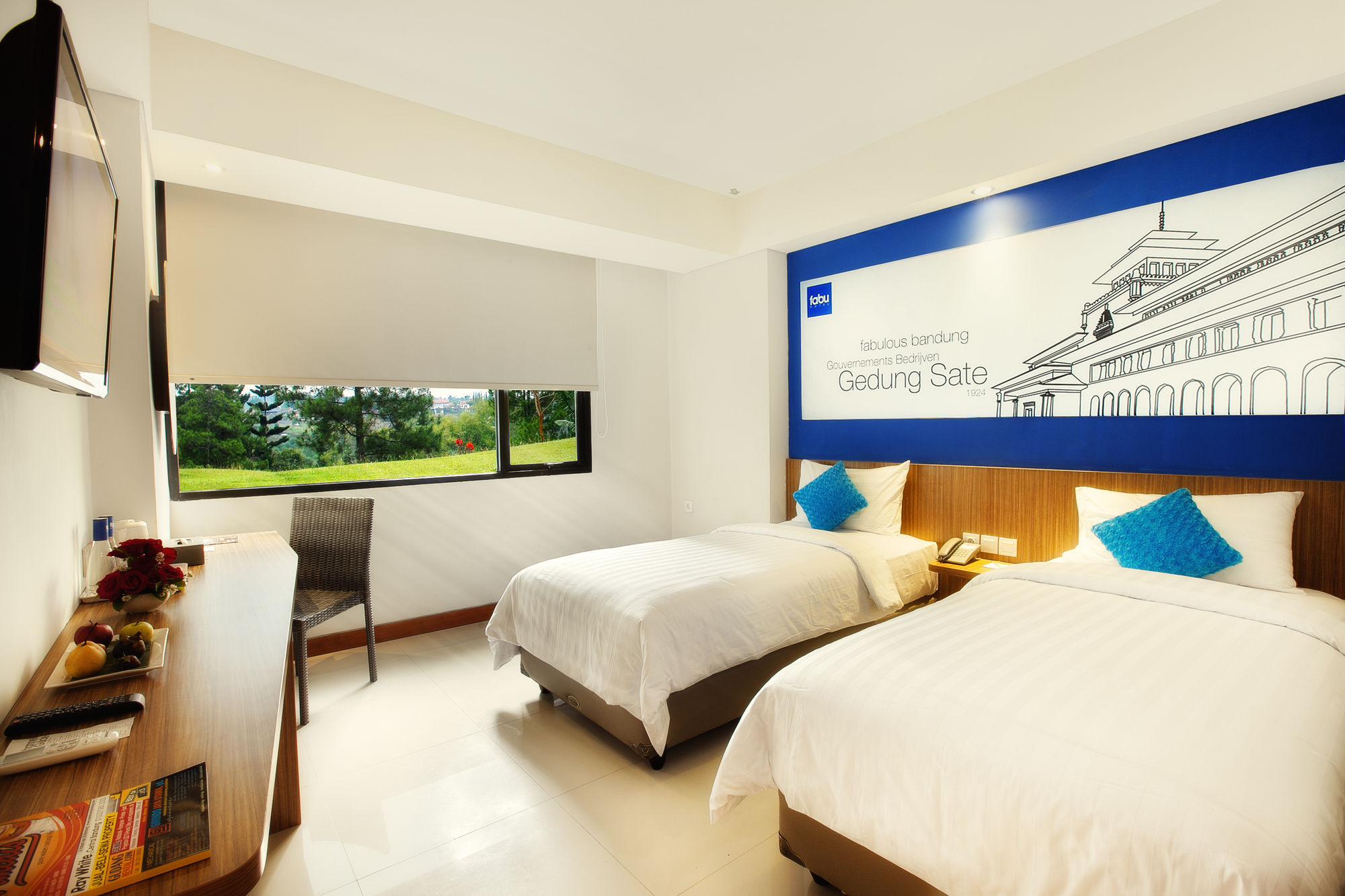 Indies Hotel Bandung Buitenkant foto